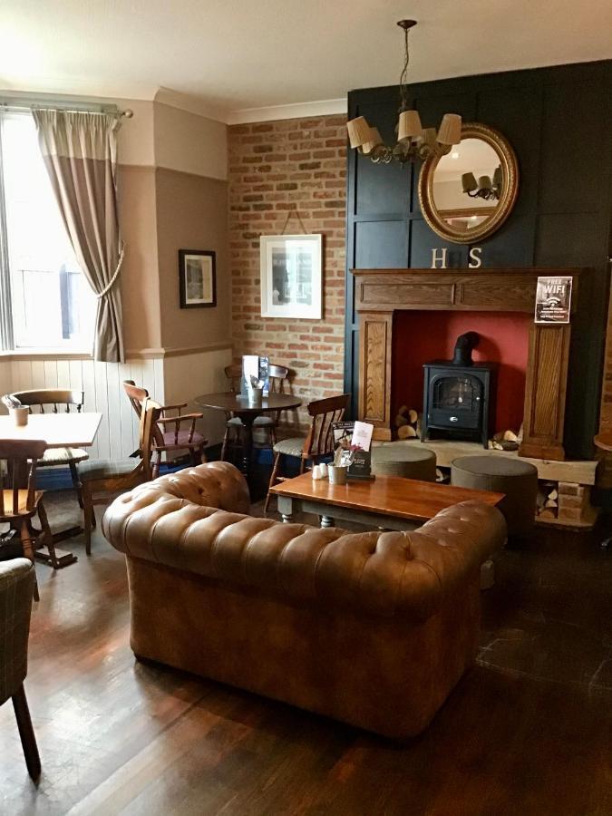 ホテル The Holystone Bar & Restaurant Forest Hall エクステリア 写真